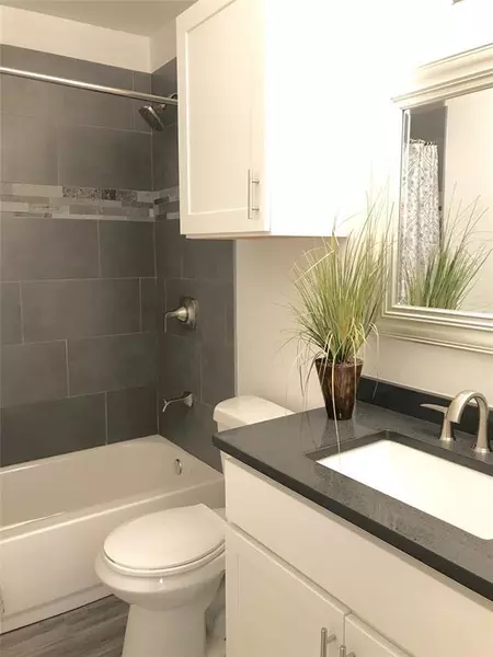 2 bedrooms apartment for rent in Oak Cliff - Sw Dallas, Dallas