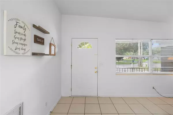3 bedrooms apartment for rent in Azalea Park - East Orlando, Orlando