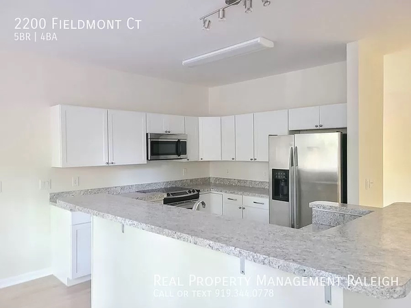 Coliving in Wakefield - Outer Triangle, Raleigh