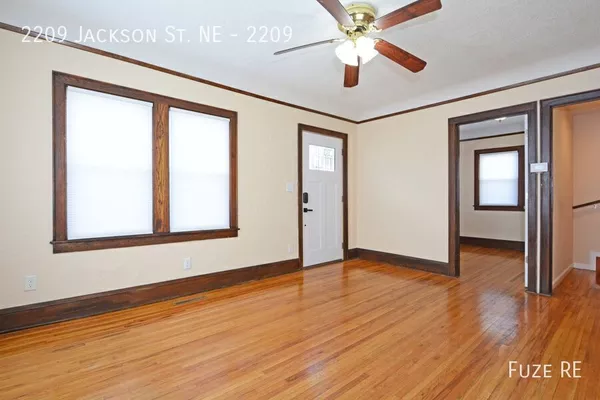 4 bedrooms apartment for rent in Logan Park - Northeast, Minneapolis