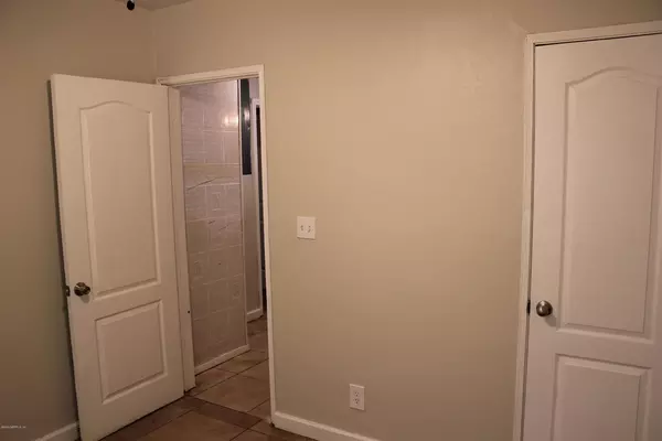 2 bedrooms apartment for rent in Cedar Hills - Westside, Jacksonville