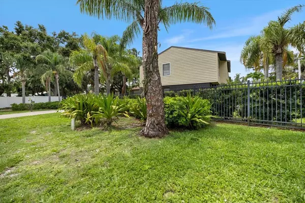 2 bedrooms apartment for rent in North Sarasota - Sarasota, Sarasota