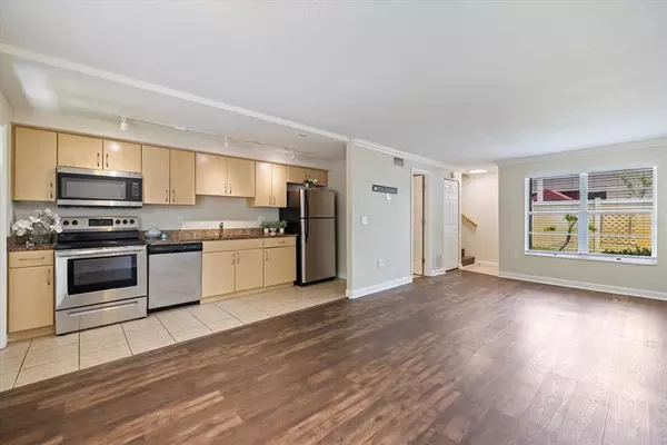 2 bedrooms apartment for rent in North Sarasota - Sarasota, Sarasota