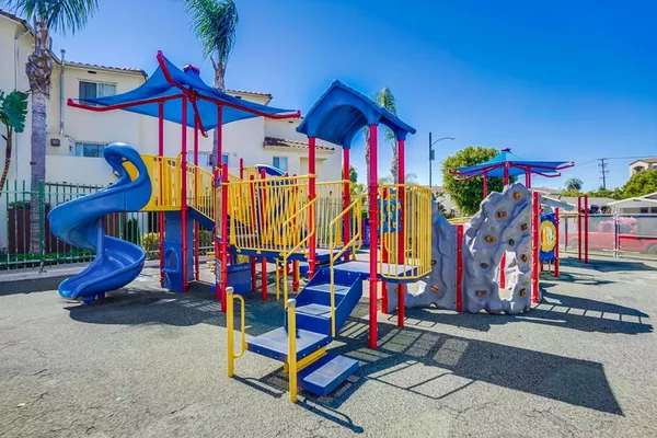 2 bedrooms apartment for rent in Inglewood - Westside / South Bay, Los Angeles