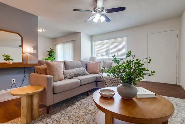 2 bedrooms apartment for rent in Inglewood - Westside / South Bay, Los Angeles