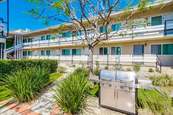 2 bedrooms apartment for rent in Arlington Heights - Central Los Angeles, Los Angeles