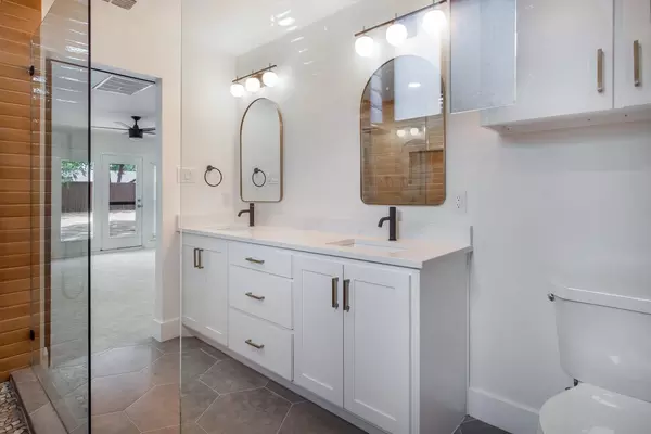 5 bedrooms apartment for rent in Northwest Dallas - Nw Dallas, Dallas