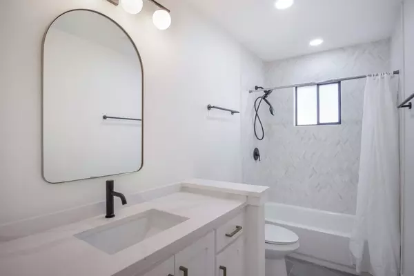 5 bedrooms apartment for rent in Northwest Dallas - Nw Dallas, Dallas