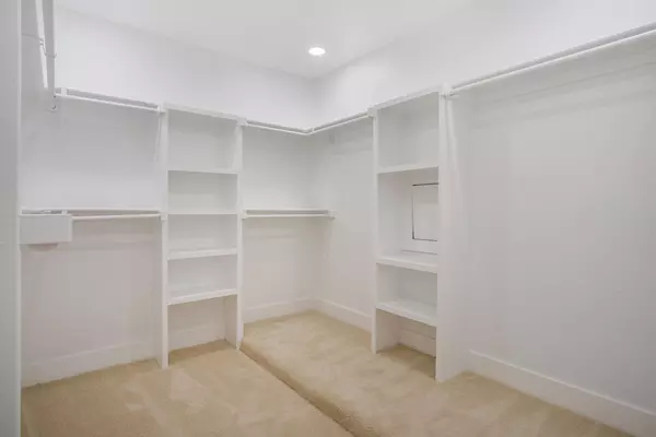 5 bedrooms apartment for rent in Northwest Dallas - Nw Dallas, Dallas