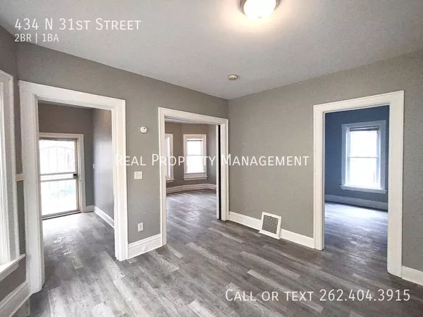 2 bedrooms apartment for rent in Merrill Park - West / SW Mil, Milwaukee