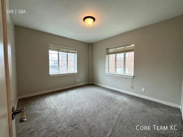 1 bedroom apartment for rent in South Plaza - KCMO, Kansas City