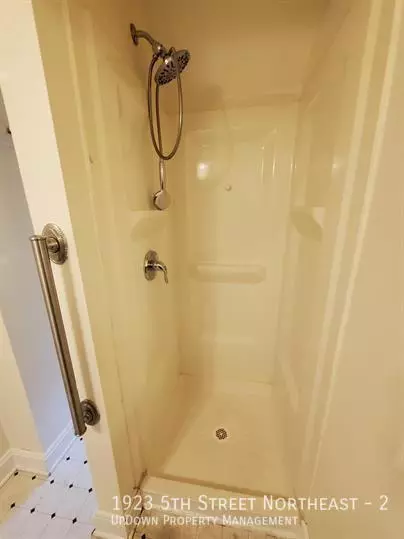 1 bedroom apartment for rent in Holland - Northeast, Minneapolis