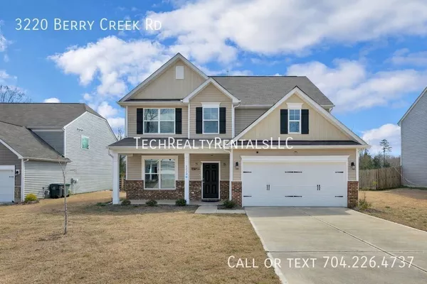 4 bedrooms apartment for rent in Coulwood West - West Charlotte, Charlotte