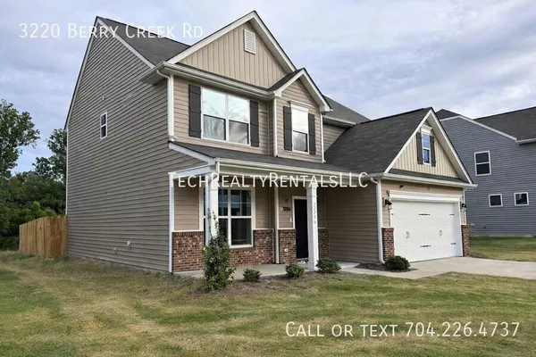 4 bedrooms apartment for rent in Coulwood West - West Charlotte, Charlotte