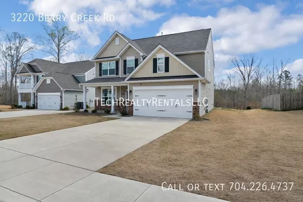 4 bedrooms apartment for rent in Coulwood West - West Charlotte, Charlotte