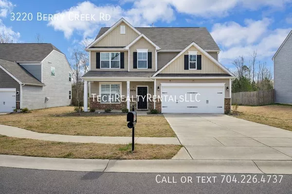 4 bedrooms apartment for rent in Coulwood West - West Charlotte, Charlotte