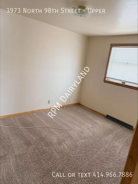 3 bedrooms apartment for rent in Grantosa - NW Mil, Milwaukee