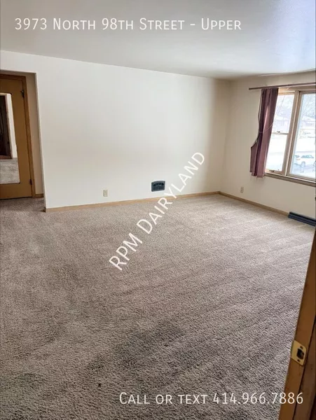 3 bedrooms apartment for rent in Grantosa - NW Mil, Milwaukee
