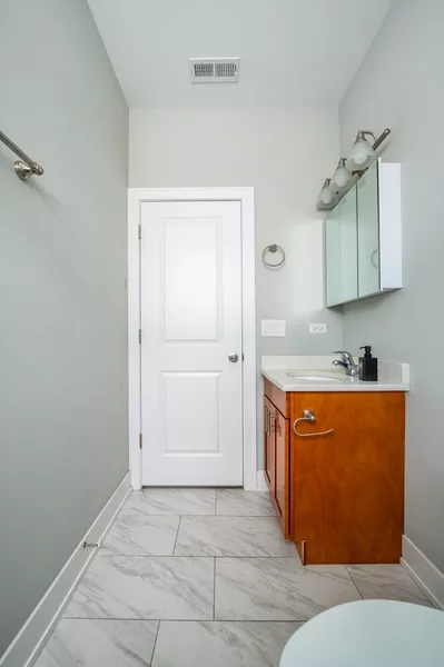 Coliving in Little Italy/Uic - Central, Chicago