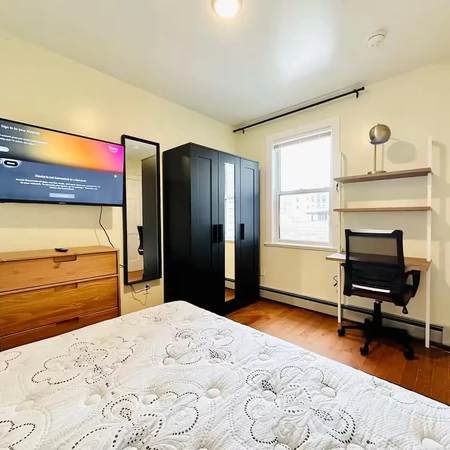 Coliving in Astoria - Queens, New York