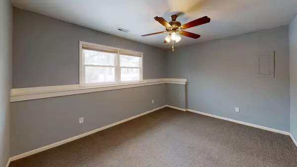 Coliving in Olathe - Outer KCK, Kansas City