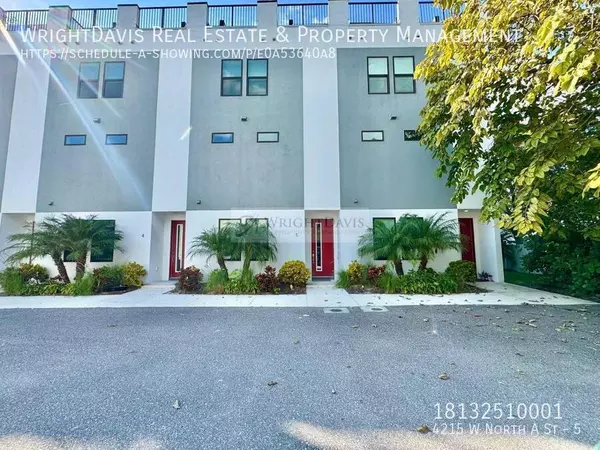 3 bedrooms apartment for rent in Beach Park - West Tampa, Tampa