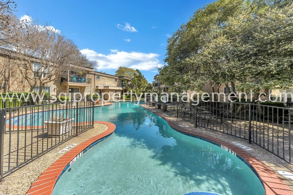 2 bedrooms apartment for rent in Vickery Meadow - Ne Dallas, Dallas