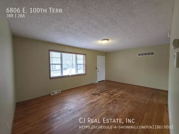 3 bedrooms apartment for rent in Ruskin Heights - KCMO, Kansas City