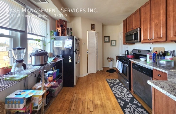 2 bedrooms apartment for rent in Logan Square - North Side, Chicago