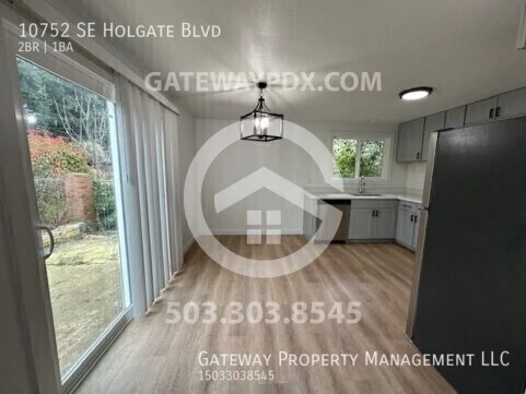 2 bedrooms apartment for rent in Powellhurst-Gilbert - SE Portland, Portland