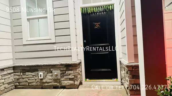 3 bedrooms apartment for rent in West Sugar Creek - North Charlotte, Charlotte