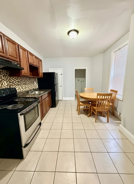 3 bedrooms apartment for rent in Haddington - West Philadelphia, Philadelphia