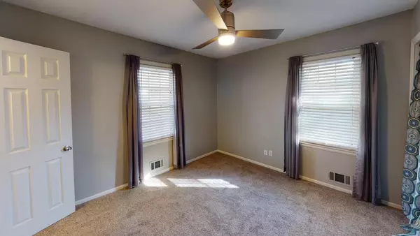 Coliving in Lee's Summit - Outer KCMO, Kansas City