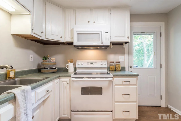 Coliving in Fairmont - Central Raleigh, Raleigh