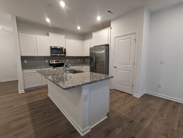 Coliving in Eagle Lake - West Charlotte, Charlotte