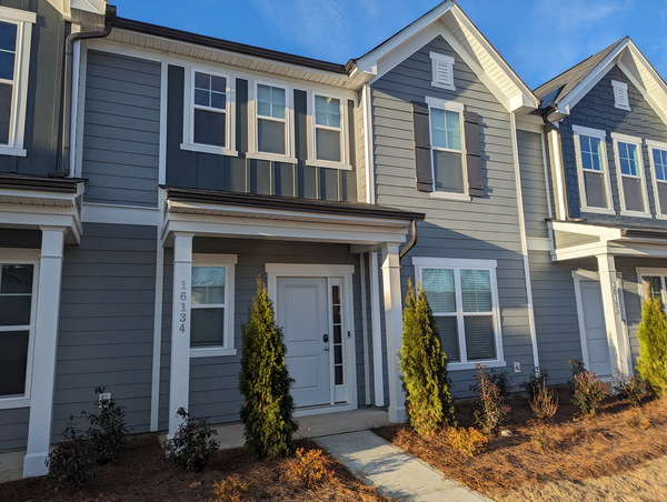 Coliving in Eagle Lake - West Charlotte, Charlotte