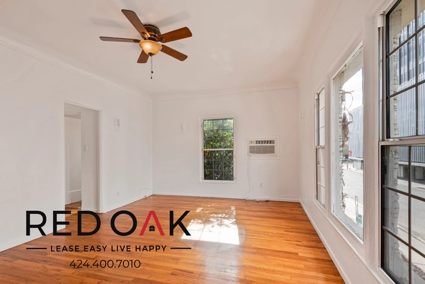 Studio Apartment for rent in Mid Wilshire - Central Los Angeles, Los Angeles