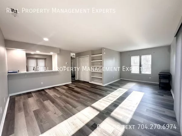 3 bedrooms apartment for rent in Sterling - South Charlotte, Charlotte