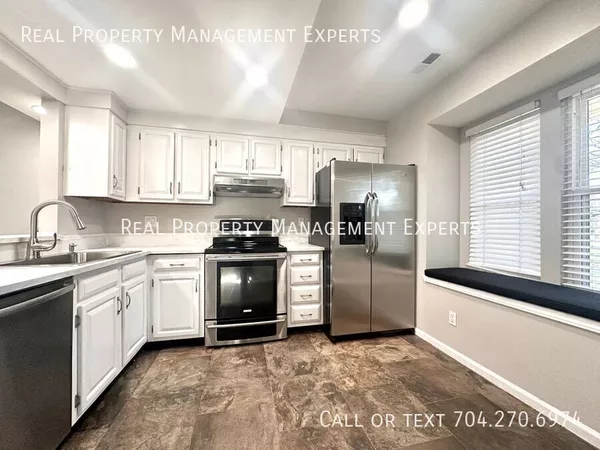 3 bedrooms apartment for rent in Sterling - South Charlotte, Charlotte