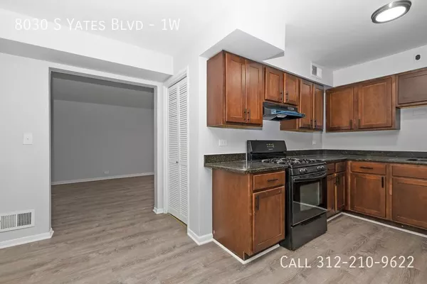 2 bedrooms apartment for rent in South Shore - South Side, Chicago