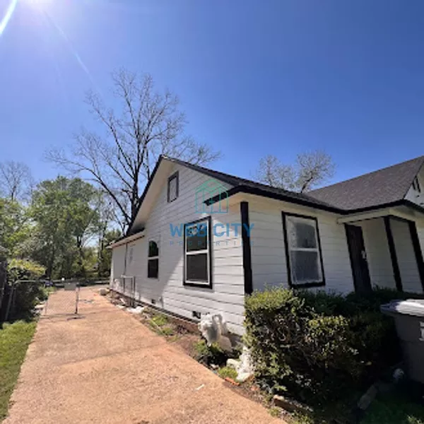 3 bedrooms apartment for rent in Bonton - Se Dallas, Dallas