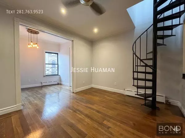 5 bedrooms apartment for rent in West Village - Manhattan, New York