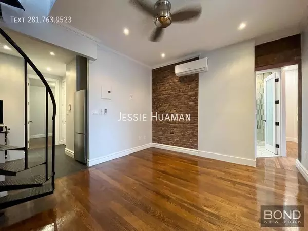 5 bedrooms apartment for rent in West Village - Manhattan, New York