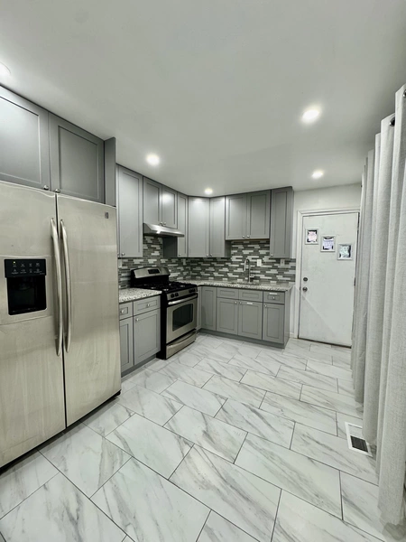 3 bedrooms apartment for rent in Harrowgate - North Philadelphia, Philadelphia