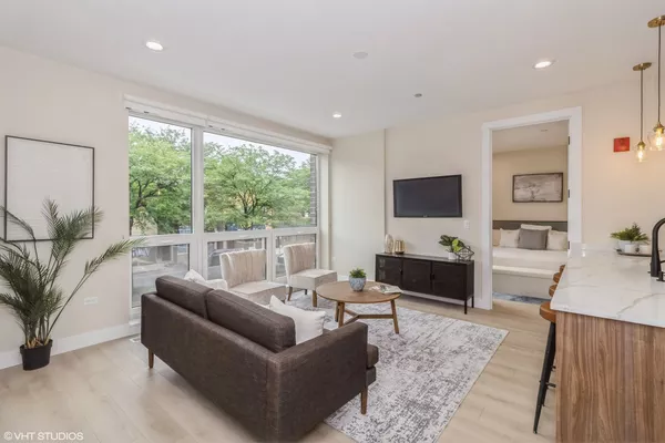 2 bedrooms apartment for rent in Irving Park - Northwest Side, Chicago