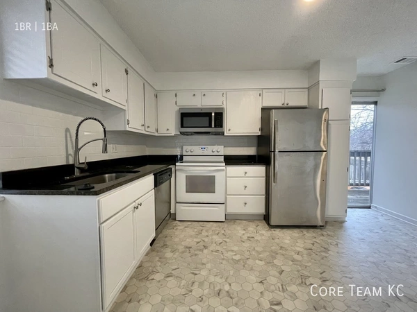 1 bedroom apartment for rent in Midtown-Westport - KCMO, Kansas City