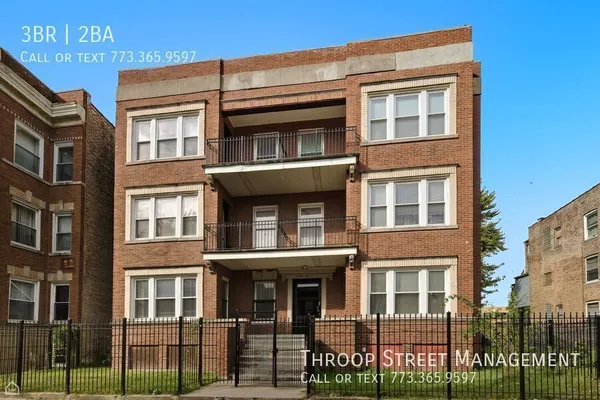 3 bedrooms apartment for rent in Washington Park - South Side, Chicago