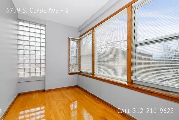 3 bedrooms apartment for rent in South Shore - South Side, Chicago