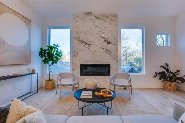 2 bedrooms apartment for rent in West Dallas - Sw Dallas, Dallas