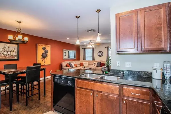 2 bedrooms apartment for rent in West Dallas - Sw Dallas, Dallas